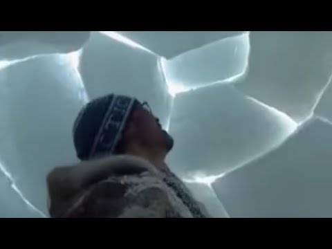 How To Build An Igloo | A Boy Among Polar Bears | BBC