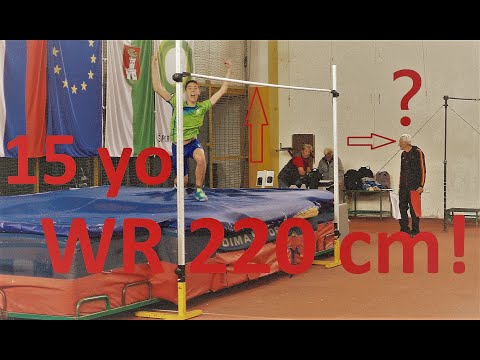 School High Jump WORLD RECORD! 15 years old boy jumps 220 cm - 7&#039;2½&quot; ! Sandro Tomasini (SLO)