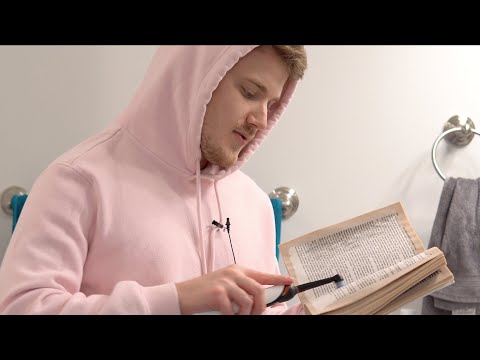 How to properly clean a book