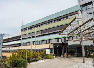 PREDSTAVLJA SE: Fakulteta za vede o zdravju Fakulteta za vede o zdravju Univerze na primorskem