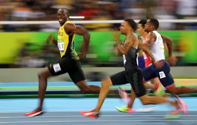 Najhitrejši človek Usain Bolt gleda nazaj na nasprotnike