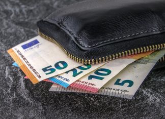 Za delo nas bodo plačali več! Denar