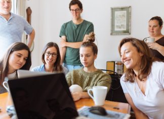 Trening za krepitev samozavesti Trening asertivnosti te obogati.