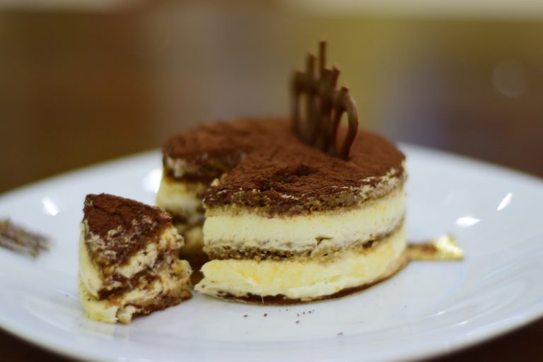 Nutellamisu je lahko okusno Valentinovo darilce