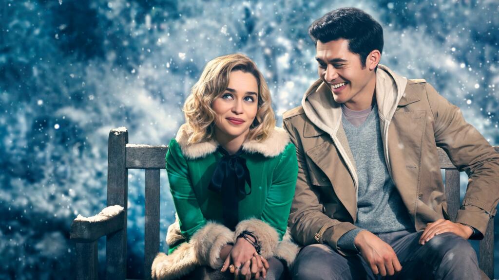 Emilia Clarke in Henry Golding v filmu Last Christmas