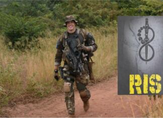 Luka Zorenč s knjigo Ris vrača spoštovanje vojakom Luka Zorenč in knjiga Ris