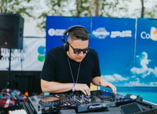 Škisova tržnica polna aktivnosti DJ za svojo mizo