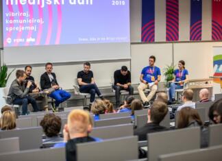 Medijski dan 2022 FERI UM Okrogla miza na odru v predavalnici