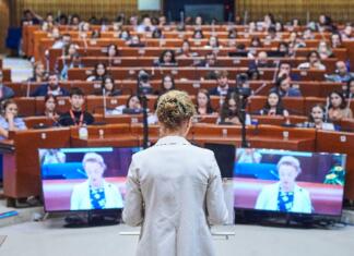 »Mladi naj se uprejo nacionalizmu, ekstremizmu in populizmu, ki jih hočejo utišati« Generalna sekretarka Sveta Evrope ob otvoritvi tedna Youth Action Week v Strasbourgu