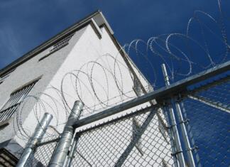 Zakaj Igor Bavčar ni v zaporu? žica zapora