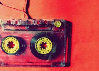 Playlisti za popestritev učenja med izpitnim music, cassette tape, cassette