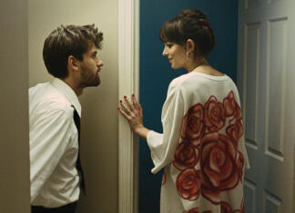 Ocena filma: Cha Cha Real Smooth Cha Cha Real Smooth je film mladega režiserja Cooperja Raiffa ob katerem zaigra tudi Dakota Johnson