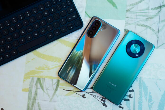 Huawei nova Y70 in Huawei nova Y90