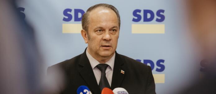 Poslanec stranke SDS mag. Branko Grims