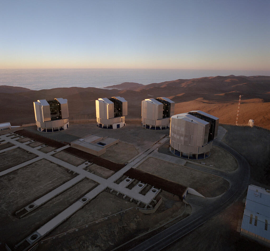 Teleskop VLT sestavljajo 4 enote, ki sodelujejo