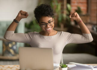 Študentska vadba in subvencionirane cene vadb Excited happy african american woman feeling winner rejoicing online win got new job opportunity, overjoyed motivated mixed race girl student receive good test results on laptop celebrating admission