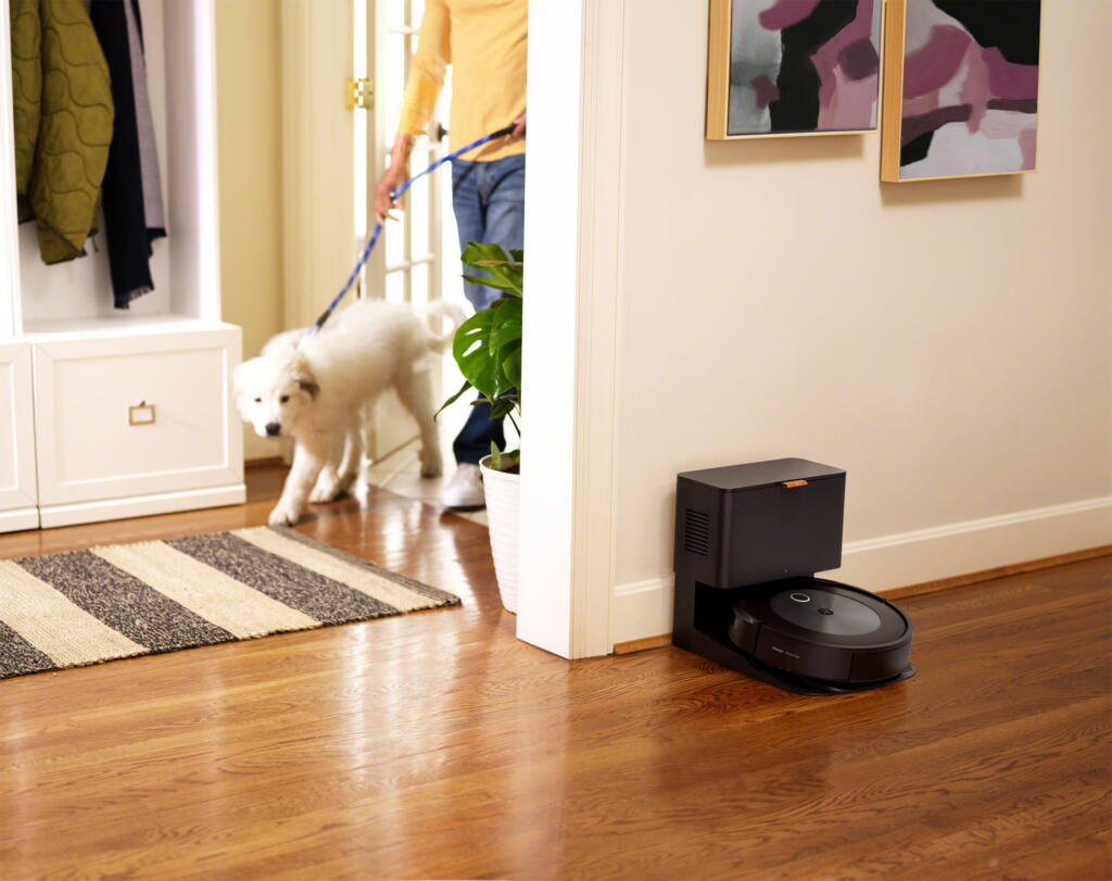iRobot Roomba j7+