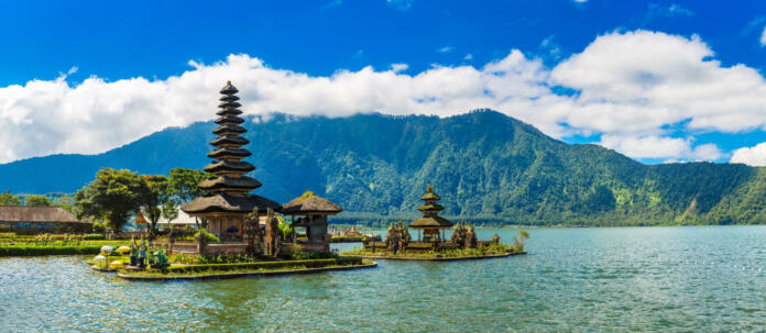 Panorama of  Pura Ulun Danu Beratan Bedugul temple on a lake in Bali, Indonesia