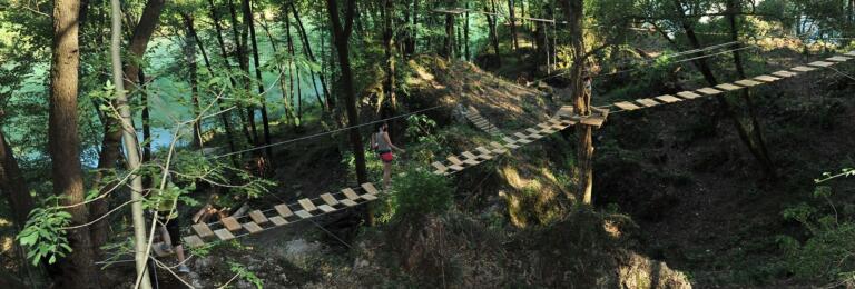 Ali si upaš v adrenalinski park ob Soči?
