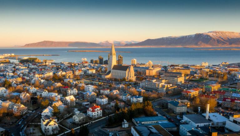 Prijavi se na mednarodno konferenco Planet Youth v Reykjaviku