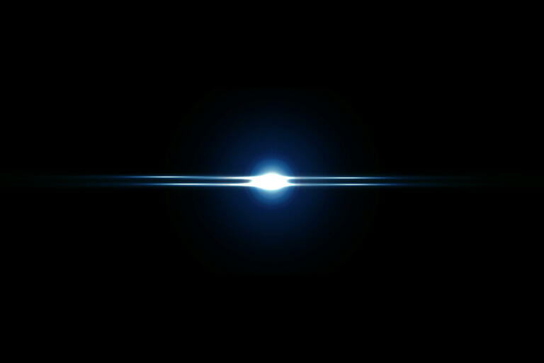 Astronomi odkrili zvezdo, ki ukrivlja prostor in čas
