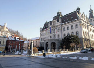 Sklep o nadaljevanju študijskih procesov Ljubljana, Slovenia - February 10, 2015: Beautiful city view with Old town and University of Ljubljana, Slovenia