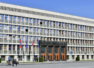 Koga naj volim? Vodič po strankah – 1. del Ljubljana, Slovenia - October 4, 2019: The facade of the Slovenian Parliament.