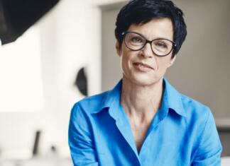 Zakaj je odstopila Marta Kos? Marta Kos