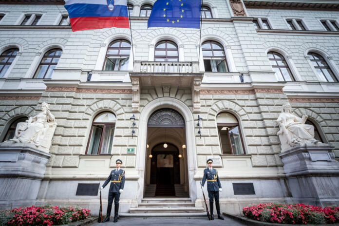 Picture of slovenian soldiers member of the presidential guard in uniform, in front of the presidential palace of the slovenian president in ljubljana. The Slovenian Guards Unit is the official ceremonial honor guard unit of the President of Slovenia. Officially referred as the Guard of the Slovenian Armed Forces (astna garda Slovenske vojske) by SV members, the guard is a unit of the SV, consisting of the General Staff of the SV. The guard carries out many tasks of insuring that protocol in the SV is ensured. The office of president of Slovenia, officially President of the Republic of Slovenia was established on 23 December 1991 when the National Assembly passed a new Constitution as a result of independence from the Socialist Federal Republic of Yugoslavia. According to the Constitution, the president is the highest representative of the state. In practice, the position is mostly ceremonial. Among other things, the president is also the commander-in-chief of the Slovenian Armed Forces. The office of the president is the Presidential Palace in Ljubljana. The president is directly elected by universal adult suffrage for a term of five years. Any Slovenian citizen can run for President, but can hold only two consecutive terms in office.The president has no legally guaranteed immunity and may be impeached.