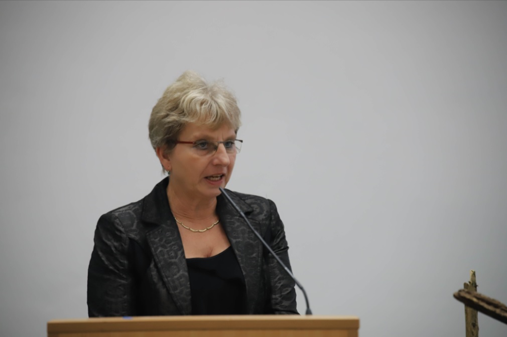 Ministrica Irena Šinko v govoru na evropski konferenci Mir in kmetijstvo