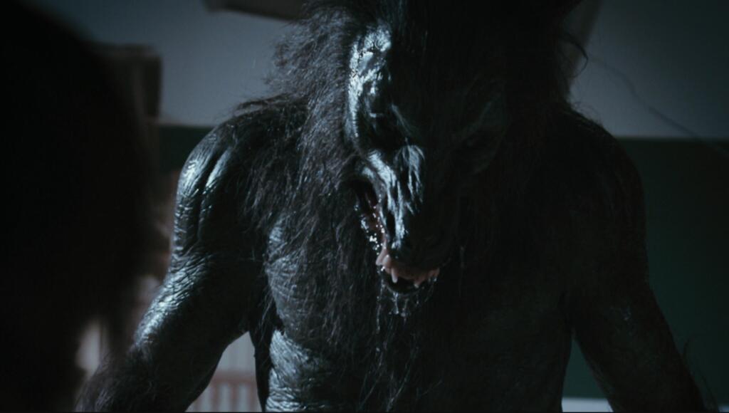 The Howling režiserja Joeja Danteja spada med najbolj pomembne filme o volkodlakih