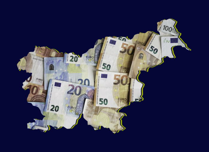 european banknotes forming the map of Slovenia