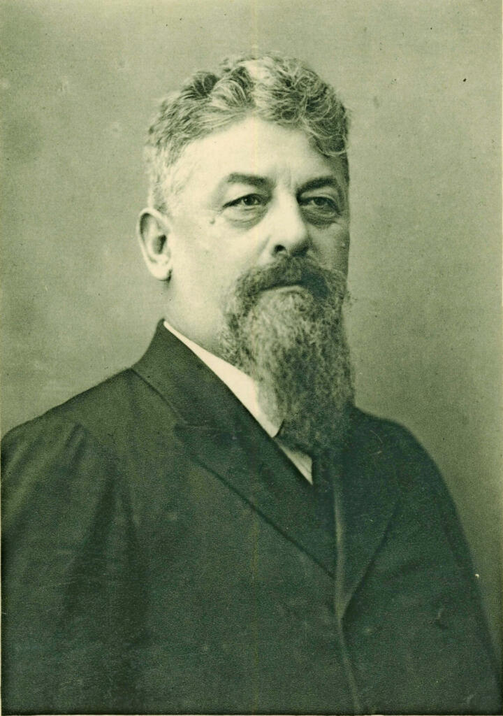 Ivan Tavčar.