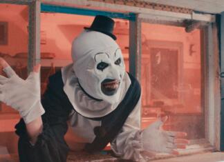 Terrifier 2 je brutalni slasher, ki sledi pokolu klovna Arta