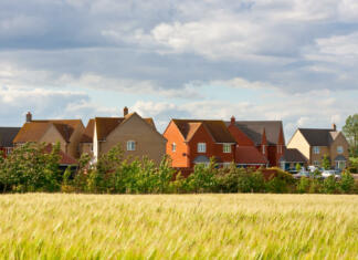 Univerza na Primorskem se veseli evropskega uspeha Modern housing in Suffolk, UK