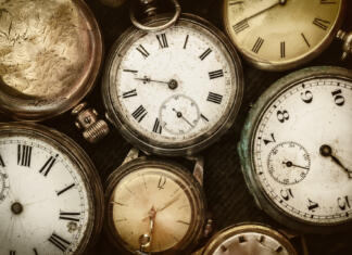 Študent priporoča: top zgodovinski romani založbe Morfem Stare žepne ure