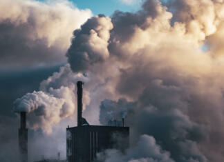 Kaj je z izpusti ogljikovega dioksida v letu 2022? The Swedish paper industry is at full pressure even when today's energy is a major problem and lacks energy in bad wind conditions and keeps electricity prices high. Films taken 29 November 2021