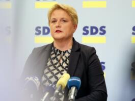 vodja poslanske skupine SDS Jelka Godec