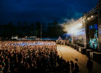 Vodja Škisove tržnice Tilen Hvala: »Lanska je bila rekordna, upam, da bo letos tudi.« Oder na Škisovi tržnici
