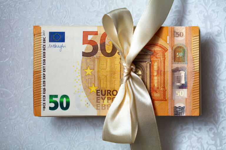 Rekorden dvig študentske urne postavke za leto 2023