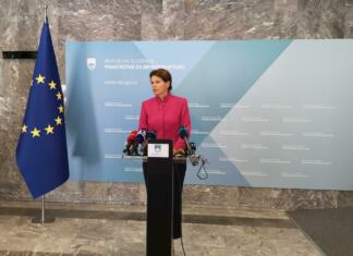 Alenka Bratušek ministrica v novi funkciji Alenka Bratušek je v preteklosti ministrstva že vodila