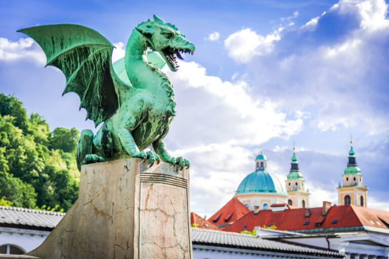 Štipendije za nadarjene Ljubljana: MOL razpisal 90 štipendij!