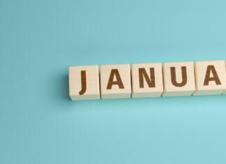 Mesec januar: 10 zanimivih dejstev o mesecu januarju The German word Januar (January) built from letters on wooden cubes. High angle view with copy space