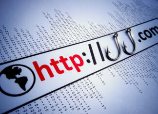 Najbolj obiskana spletna mesta na svetu website with http and fish hooks represening data theft due to phishing attack