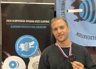 David Birk, državni prvak v dvigovanju uteži o svojem »hobiju« (INTERVJU) David Birk z osvojeno zlato medaljo