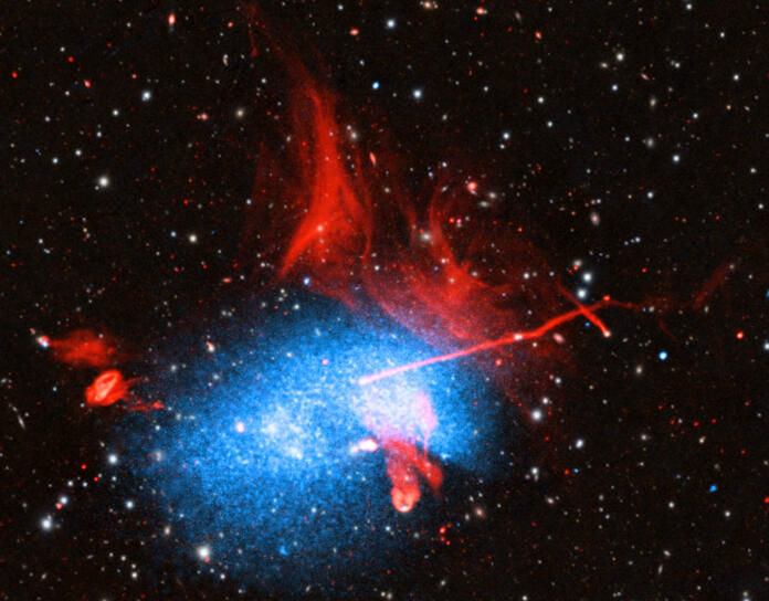 Sklop galaksije, ki ga je ujel teleskop James Webb