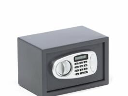 Trezor z LCD ključavnico