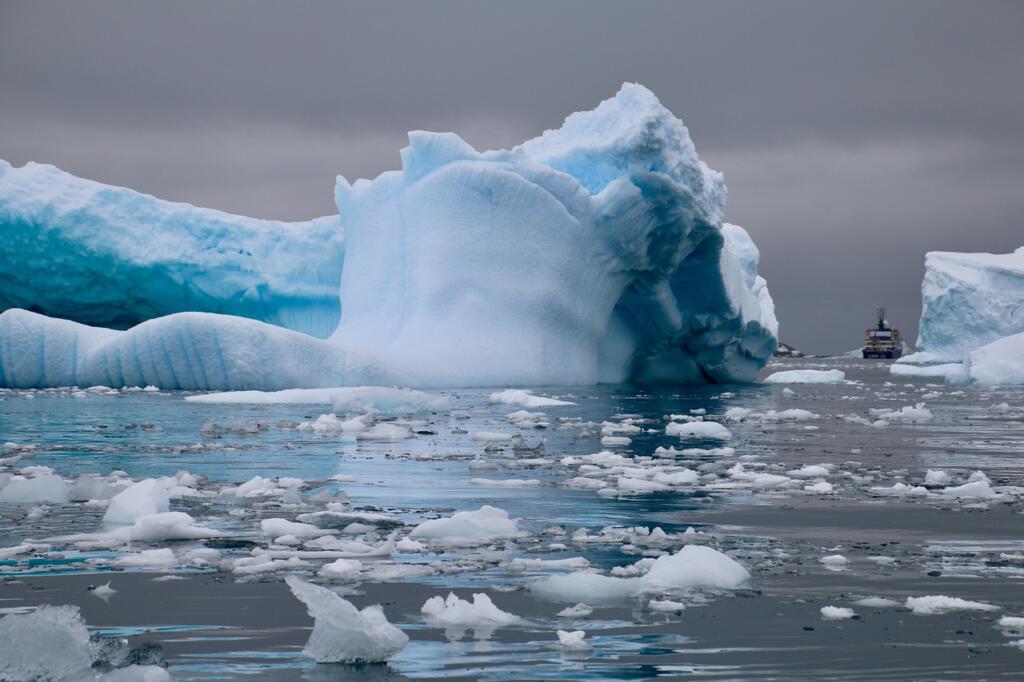 antarctica, antarctic peninsula, cierva cove