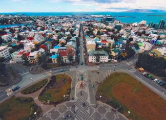 Top 10 Reykjavik: znamenitosti in atrakcije najbolj severne prestolnice na svetu pogled na mesto s ptičje perspektive