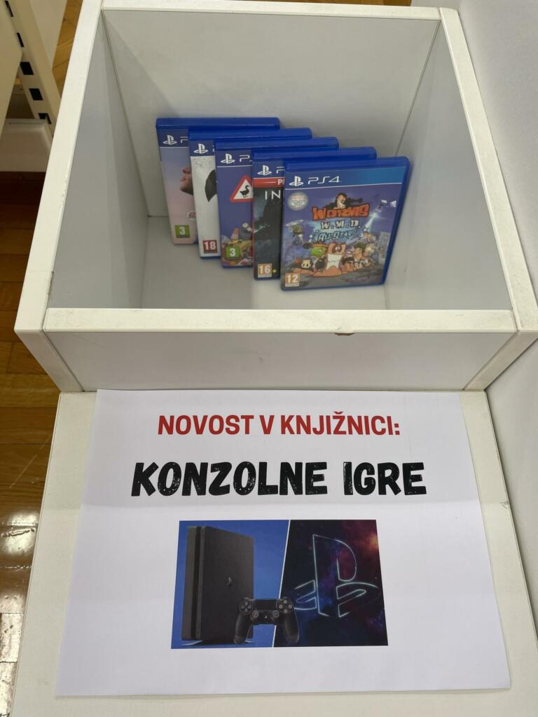 Mestna knjižnica in čitalnica Idrija zdaj ponuja tudi izposojo konzolnih iger